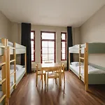 Wombat's Hostel *