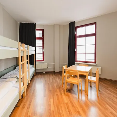 Hostel Wombat's *