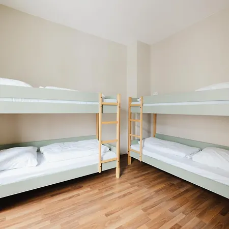 Hostel Wombat's
