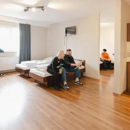 Wombat's Hostel *